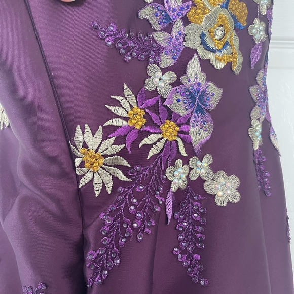 Women’s formal gown - Picture 5 of 13